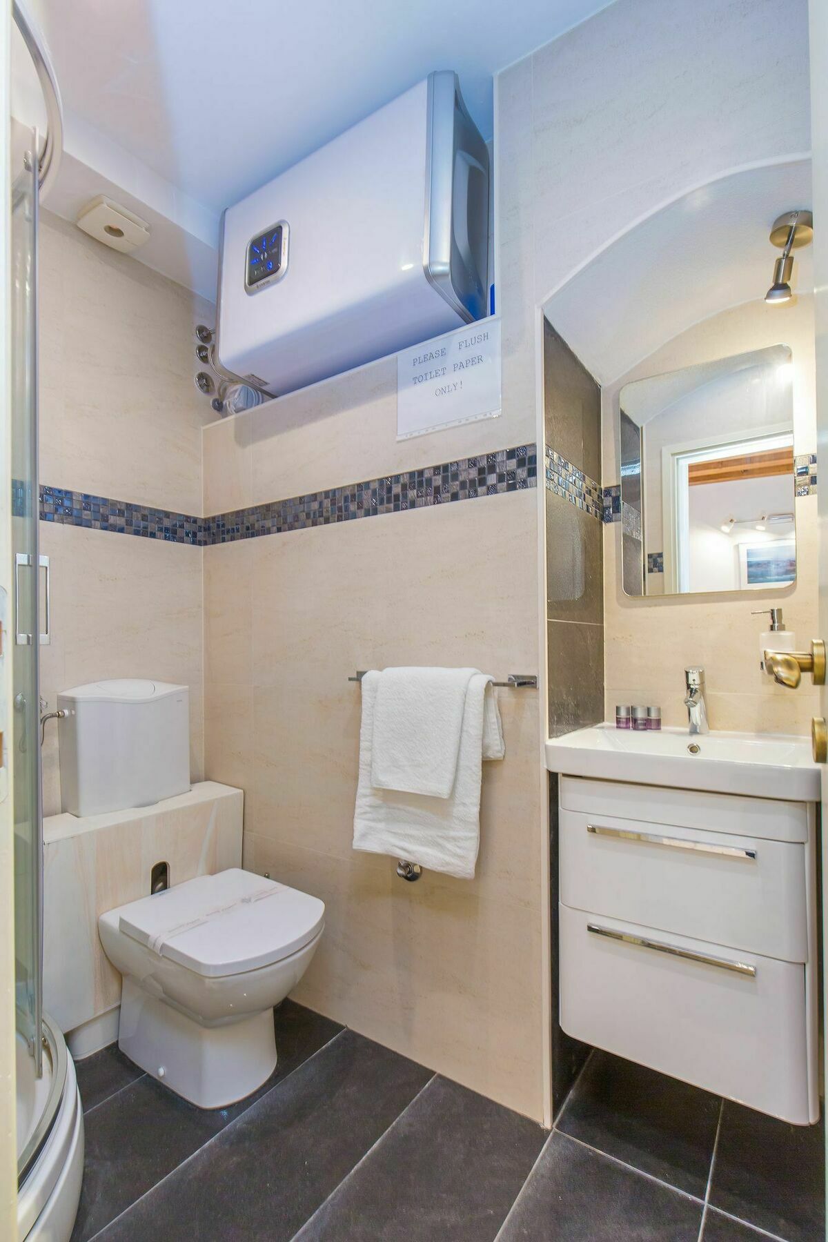 Apartments And Room Le Petit Nono ดูบรอฟนิก ภายนอก รูปภาพ